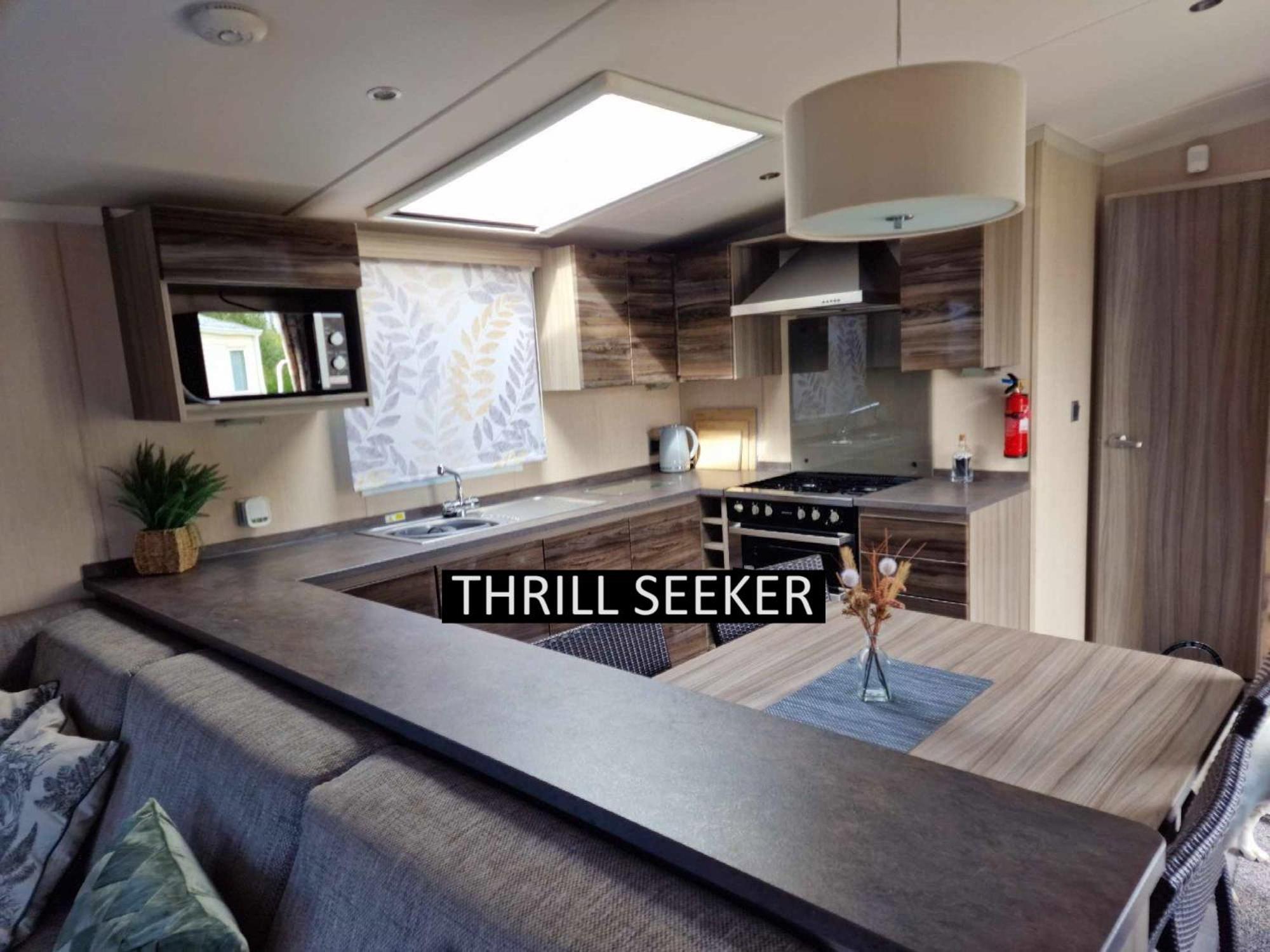Thrillseeker - Next To Fantasy Island, Ingoldmells Skegness Exterior foto